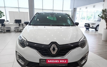 Renault Kaptur I рестайлинг, 2016 год, 1 073 000 рублей, 2 фотография