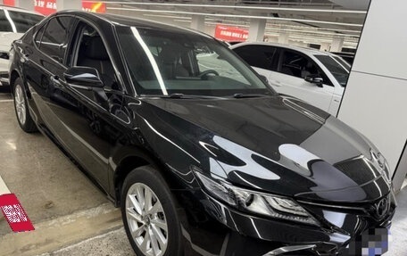 Toyota Camry, 2022 год, 2 190 000 рублей, 3 фотография