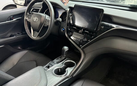 Toyota Camry, 2022 год, 2 190 000 рублей, 9 фотография