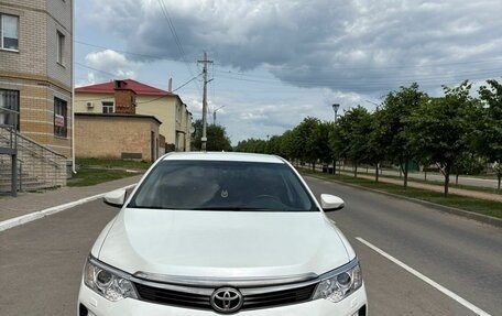 Toyota Camry, 2015 год, 2 250 000 рублей, 6 фотография