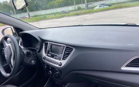 Hyundai Solaris II рестайлинг, 2019 год, 1 100 000 рублей, 9 фотография