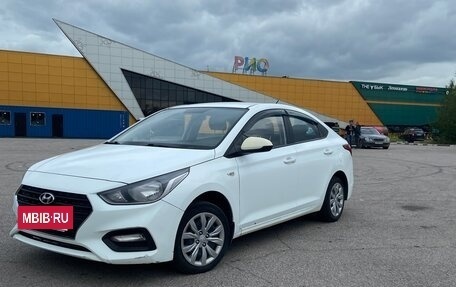 Hyundai Solaris II рестайлинг, 2019 год, 1 100 000 рублей, 14 фотография