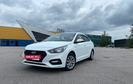 Hyundai Solaris II рестайлинг, 2019 год, 1 100 000 рублей, 16 фотография