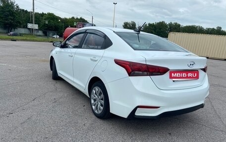 Hyundai Solaris II рестайлинг, 2019 год, 1 100 000 рублей, 18 фотография