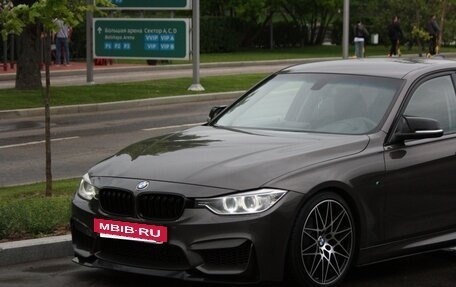 BMW 3 серия, 2013 год, 1 800 000 рублей, 24 фотография