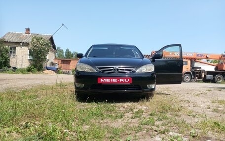 Toyota Camry V40, 2005 год, 1 050 000 рублей, 3 фотография