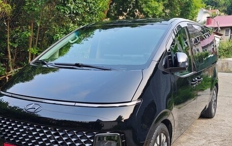 Hyundai Staria, 2021 год, 5 300 000 рублей, 2 фотография