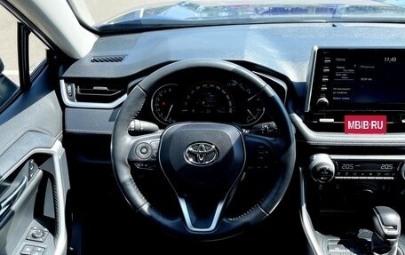Toyota RAV4, 2021 год, 3 990 000 рублей, 22 фотография
