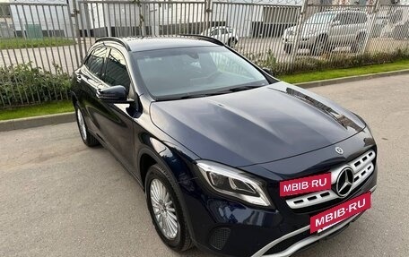 Mercedes-Benz GLA, 2018 год, 1 700 000 рублей, 5 фотография
