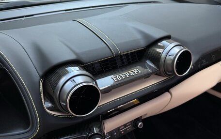 Ferrari 812, 2021 год, 50 800 000 рублей, 26 фотография