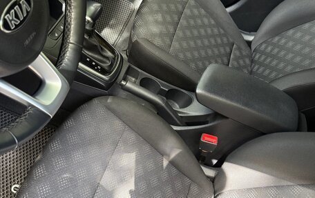 KIA Rio IV, 2019 год, 1 350 000 рублей, 10 фотография