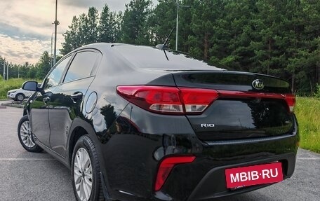 KIA Rio IV, 2018 год, 1 450 000 рублей, 5 фотография