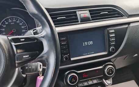 KIA Rio IV, 2018 год, 1 450 000 рублей, 11 фотография