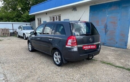 Opel Zafira B, 2011 год, 850 000 рублей, 3 фотография