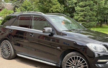 Mercedes-Benz M-Класс, 2012 год, 3 000 000 рублей, 3 фотография