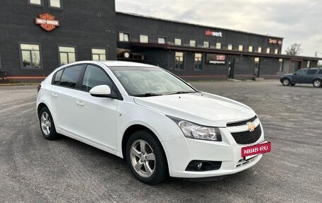 Chevrolet Cruze II, 2012 год, 990 000 рублей, 3 фотография