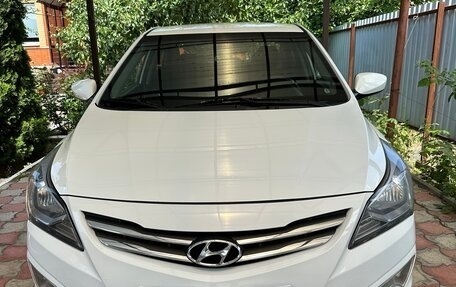 Hyundai Solaris II рестайлинг, 2016 год, 1 170 000 рублей, 1 фотография
