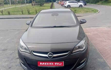 Opel Astra J, 2014 год, 1 100 000 рублей, 1 фотография