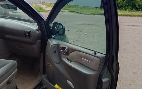 Chrysler Voyager IV, 2002 год, 499 000 рублей, 9 фотография