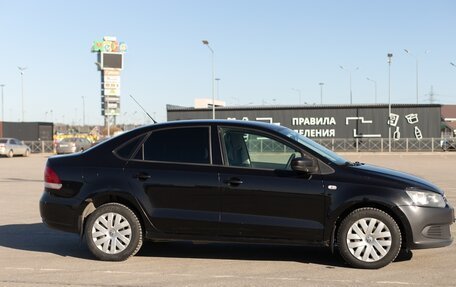 Volkswagen Polo VI (EU Market), 2012 год, 800 000 рублей, 2 фотография