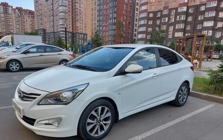 Hyundai Solaris II рестайлинг, 2015 год, 1 180 000 рублей, 8 фотография