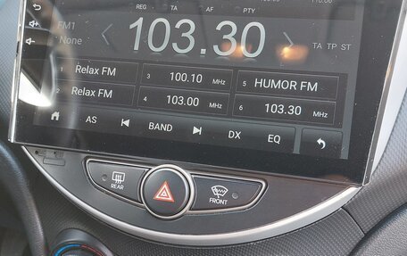 Hyundai Solaris II рестайлинг, 2015 год, 1 180 000 рублей, 22 фотография