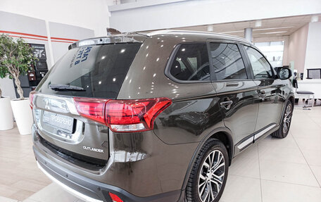 Mitsubishi Outlander III рестайлинг 3, 2018 год, 1 846 000 рублей, 9 фотография