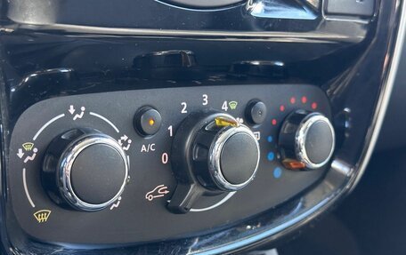 Nissan Terrano III, 2015 год, 999 999 рублей, 19 фотография