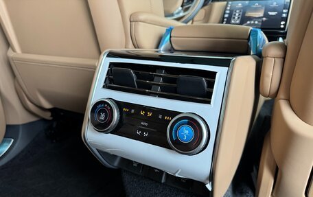 Land Rover Range Rover IV рестайлинг, 2025 год, 21 000 000 рублей, 10 фотография