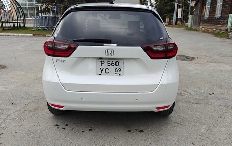Honda Fit, 2020 год, 1 430 000 рублей, 6 фотография