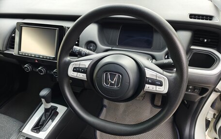 Honda Fit, 2020 год, 1 430 000 рублей, 8 фотография