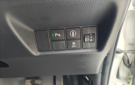 Honda Fit, 2020 год, 1 430 000 рублей, 9 фотография