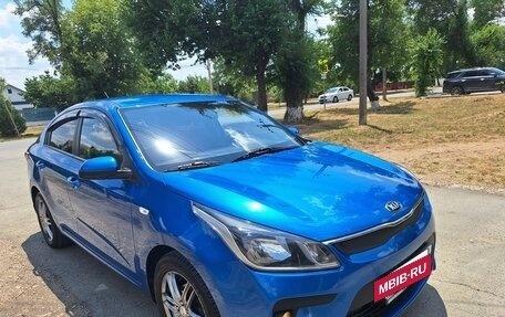 KIA Rio IV, 2018 год, 1 500 000 рублей, 2 фотография