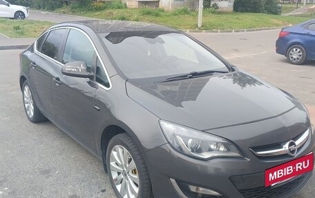 Opel Astra J, 2014 год, 1 100 000 рублей, 5 фотография