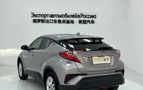 Toyota C-HR I рестайлинг, 2022 год, 1 999 999 рублей, 3 фотография