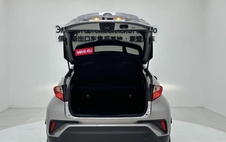 Toyota C-HR I рестайлинг, 2022 год, 1 999 999 рублей, 9 фотография