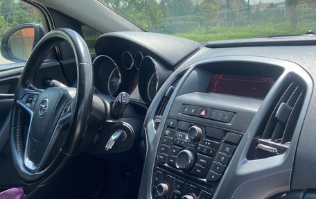 Opel Astra J, 2013 год, 600 000 рублей, 11 фотография