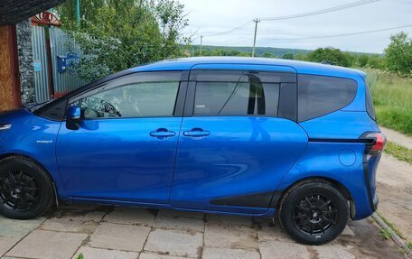 Toyota Sienta II, 2019 год, 1 450 000 рублей, 4 фотография