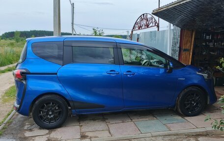 Toyota Sienta II, 2019 год, 1 450 000 рублей, 2 фотография