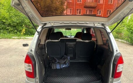 Opel Zafira A рестайлинг, 2003 год, 550 000 рублей, 2 фотография