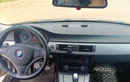 BMW 3 серия, 2008 год, 850 000 рублей, 16 фотография