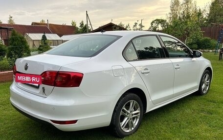 Volkswagen Jetta VI, 2014 год, 990 000 рублей, 4 фотография