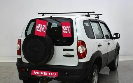 Chevrolet Niva I рестайлинг, 2016 год, 575 000 рублей, 2 фотография