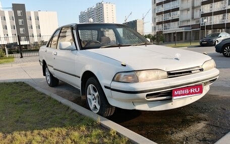 Toyota Carina, 1989 год, 185 000 рублей, 1 фотография