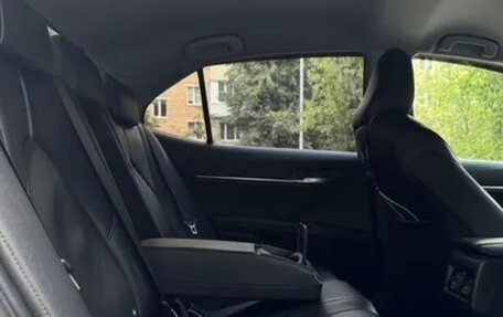 Toyota Camry, 2021 год, 2 100 000 рублей, 2 фотография