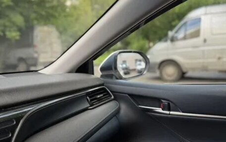 Toyota Camry, 2021 год, 2 100 000 рублей, 8 фотография
