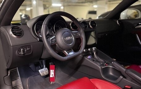 Audi TT, 2011 год, 2 299 000 рублей, 16 фотография