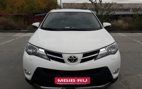 Toyota RAV4, 2013 год, 2 100 000 рублей, 2 фотография