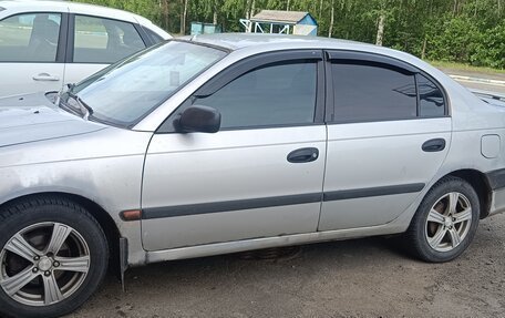 Toyota Avensis III рестайлинг, 2000 год, 170 000 рублей, 3 фотография