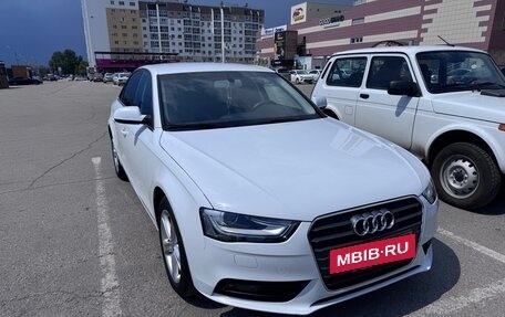 Audi A4, 2015 год, 2 050 000 рублей, 4 фотография